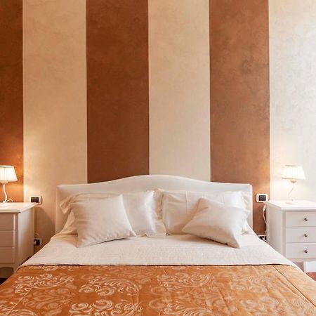 Apartamento Sant'Arpino 26 - Elegant Flats In Nápoles Exterior foto