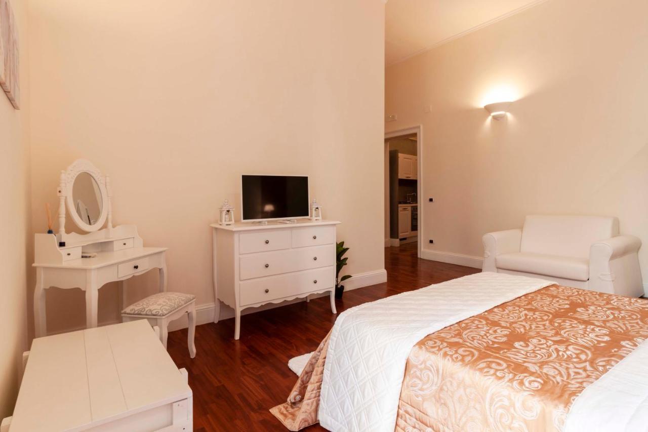 Apartamento Sant'Arpino 26 - Elegant Flats In Nápoles Exterior foto